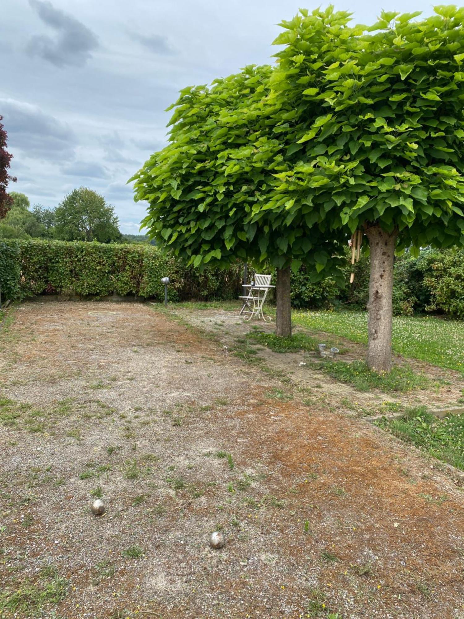 Bed and Breakfast La Clé des Champs Jodoigne Exterior foto